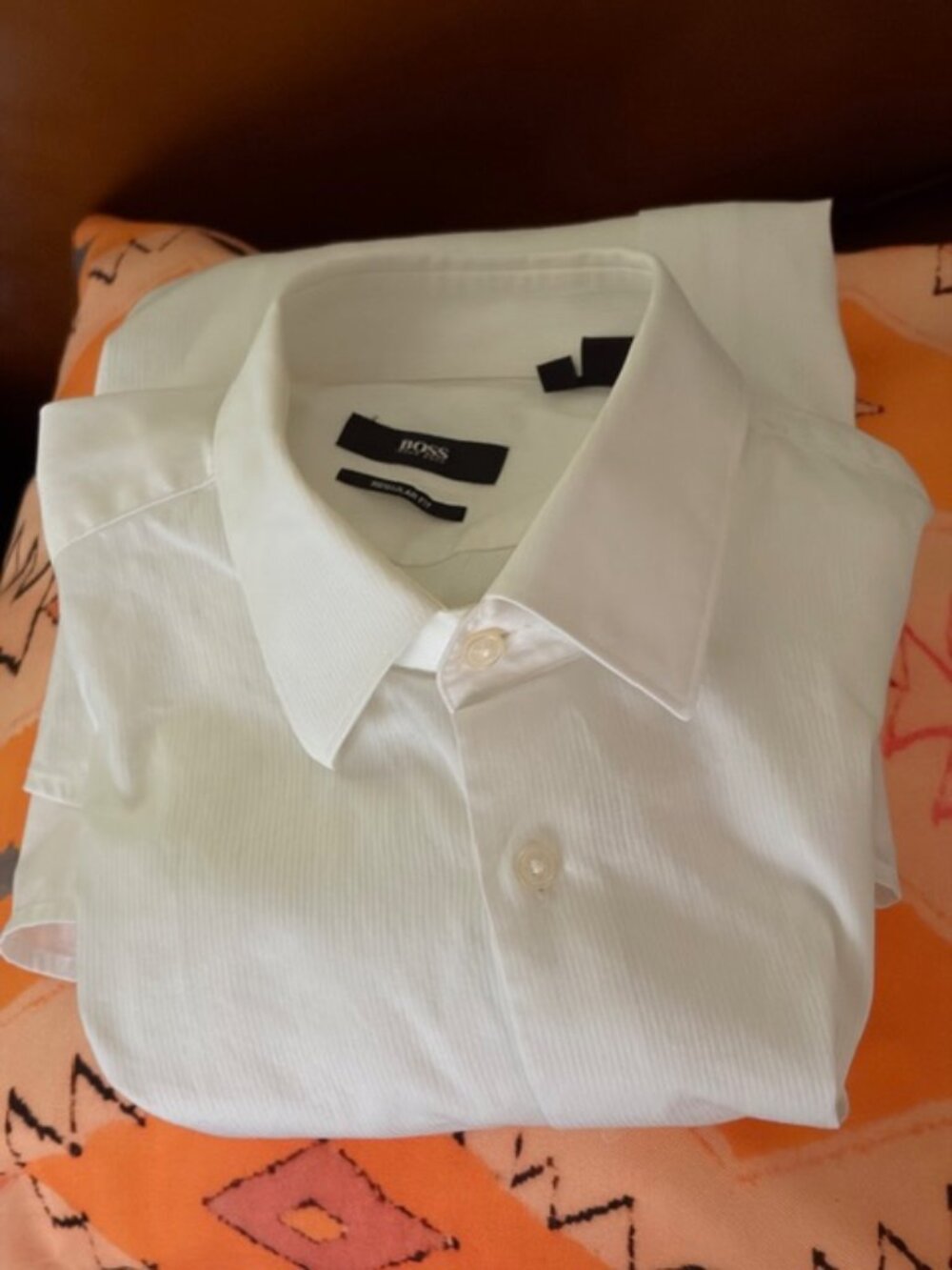 Hugo Boss regular Fit White Textured Dress Shirt 16 36/37